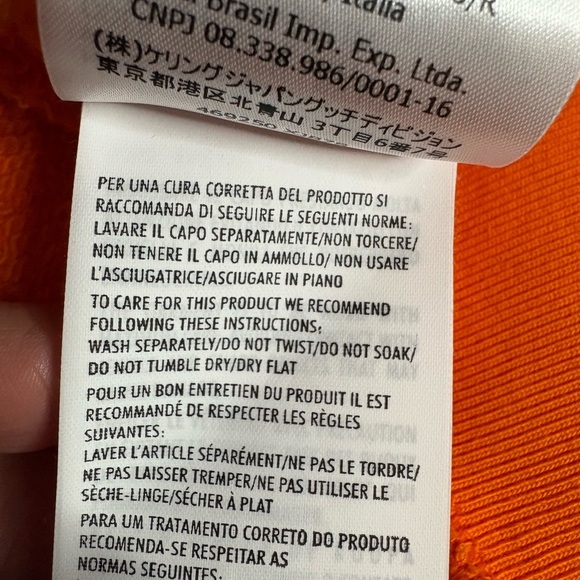 GUCCI- I Know Everything About Love- Sequin Orange Heart Sweatshirt. Siz… - Picture 12 of 15